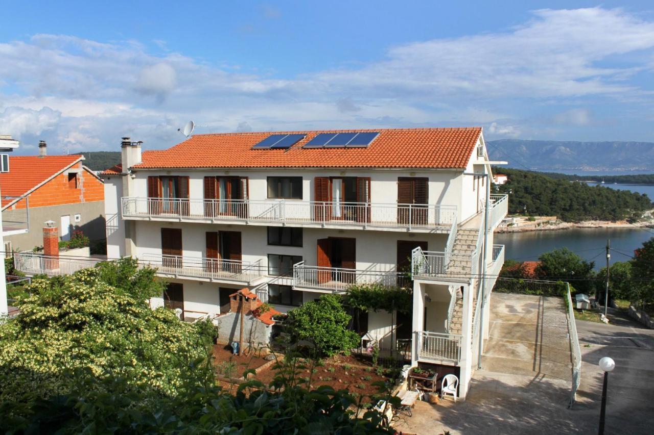 ילסה Apartments With A Parking Space Jelsa, Hvar - 8765 מראה חיצוני תמונה