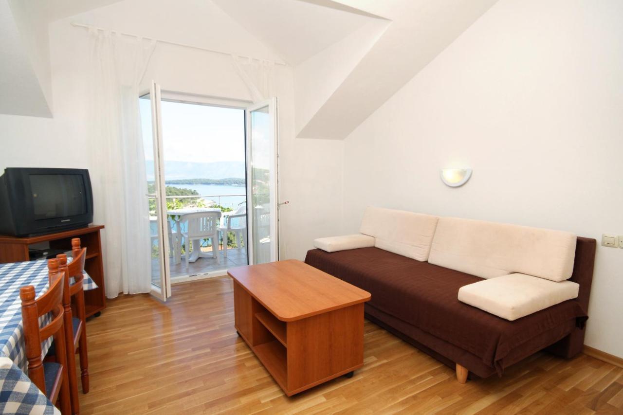 ילסה Apartments With A Parking Space Jelsa, Hvar - 8765 מראה חיצוני תמונה