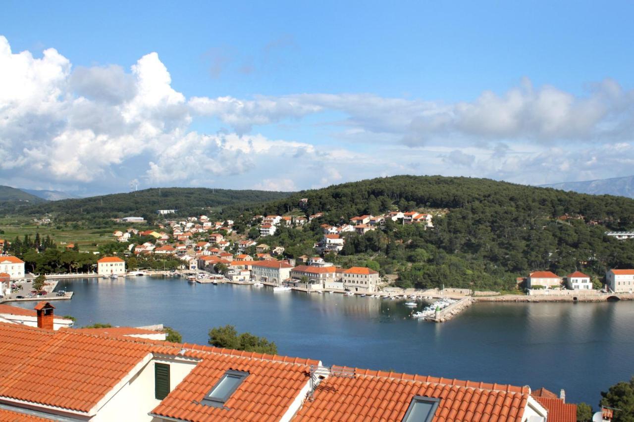 ילסה Apartments With A Parking Space Jelsa, Hvar - 8765 מראה חיצוני תמונה