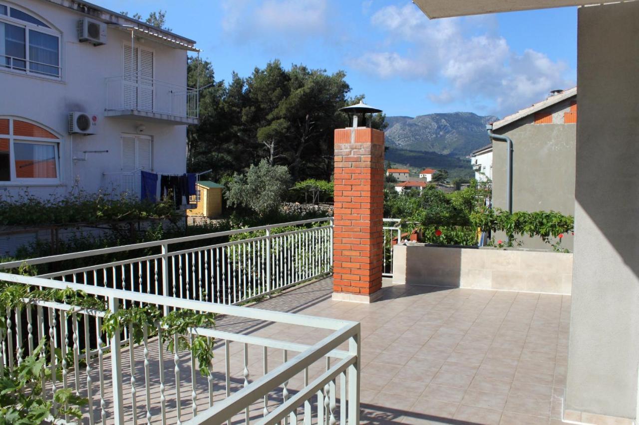 ילסה Apartments With A Parking Space Jelsa, Hvar - 8765 מראה חיצוני תמונה
