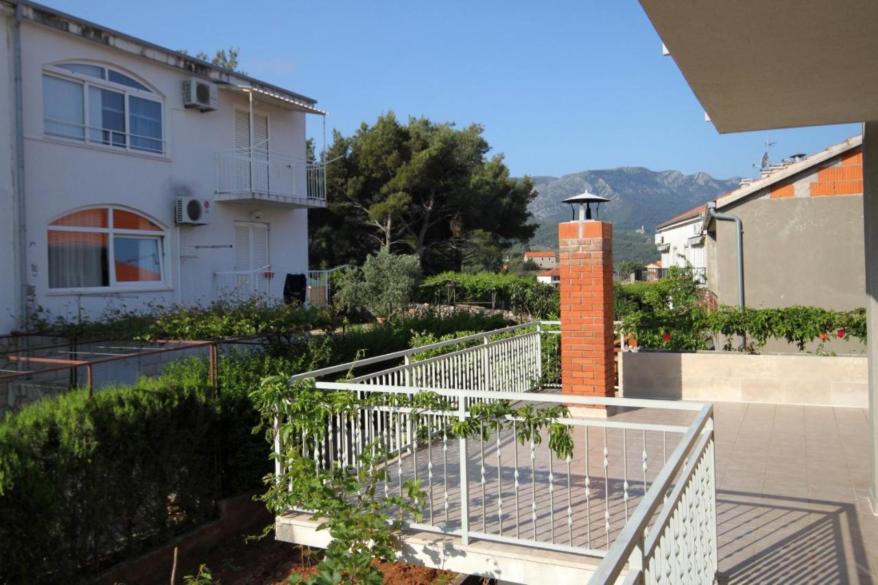 ילסה Apartments With A Parking Space Jelsa, Hvar - 8765 מראה חיצוני תמונה