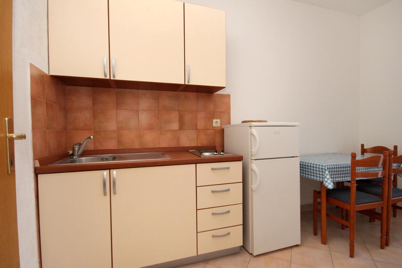 ילסה Apartments With A Parking Space Jelsa, Hvar - 8765 מראה חיצוני תמונה