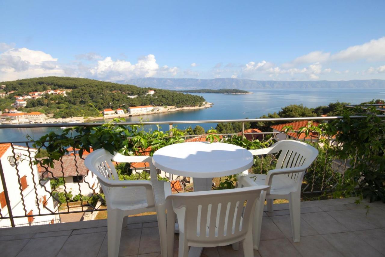 ילסה Apartments With A Parking Space Jelsa, Hvar - 8765 מראה חיצוני תמונה